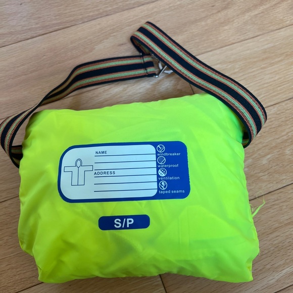 Packable K-Way Jacket - Picture 6 of 6